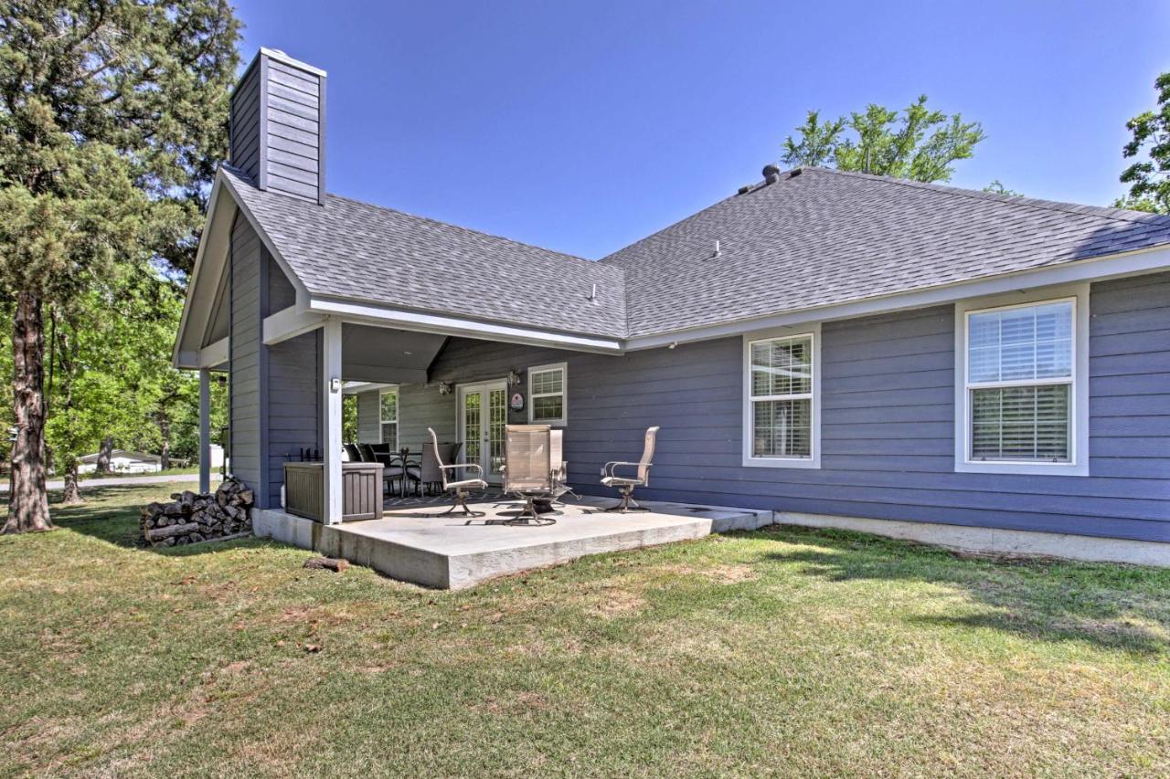 Modern Retreat With Gas Grill - Walk To Lake Texoma! Kingston Eksteriør bilde
